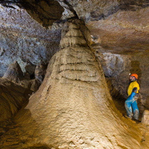 La grande stalagmite